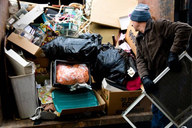 Best Estate Cleanout  in Halls, TN